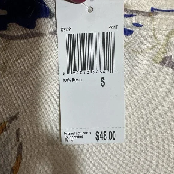 NWT Philosophy Shirt Women’s Small Cream White Floral Print Long Side Slit Soft - Picture 5 of 11